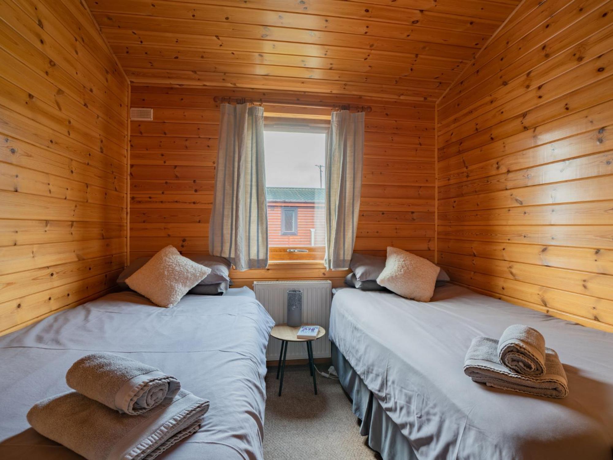 Chalet Loch Leven Lodge 10 By Interhome Kinross Exteriér fotografie