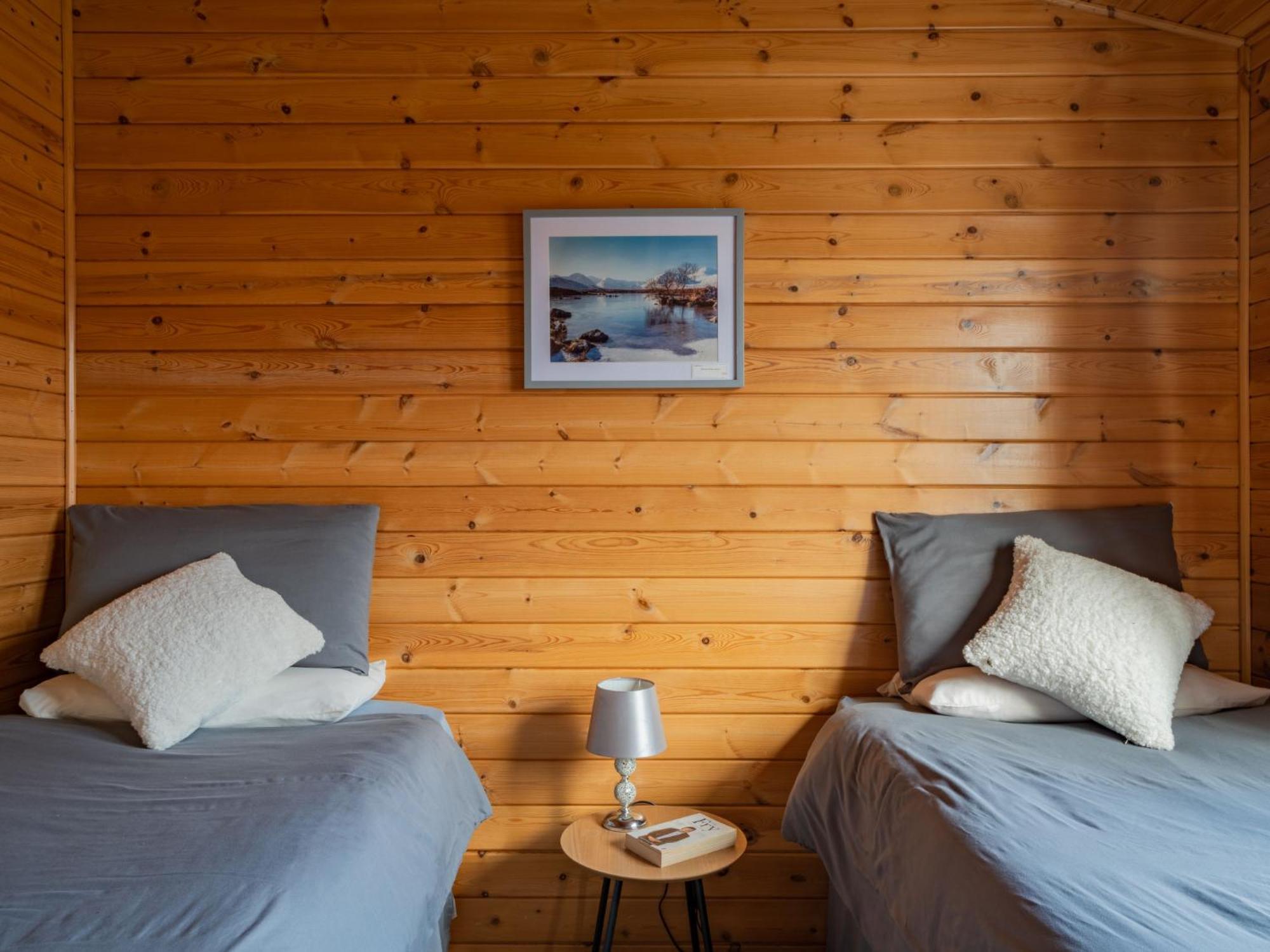Chalet Loch Leven Lodge 10 By Interhome Kinross Exteriér fotografie