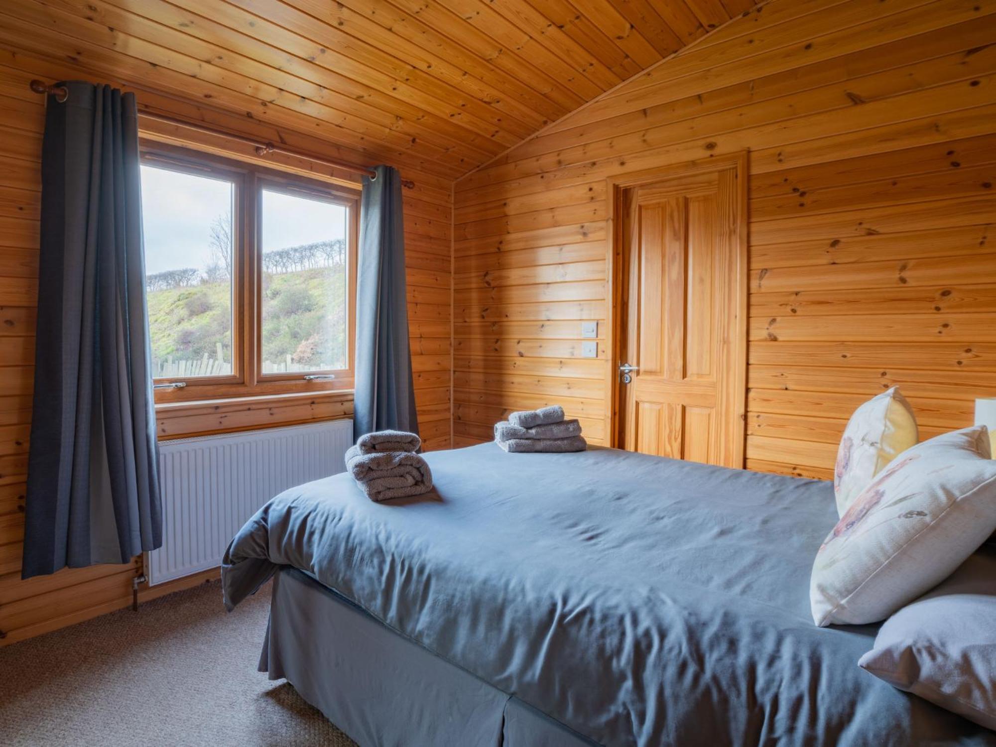 Chalet Loch Leven Lodge 10 By Interhome Kinross Exteriér fotografie