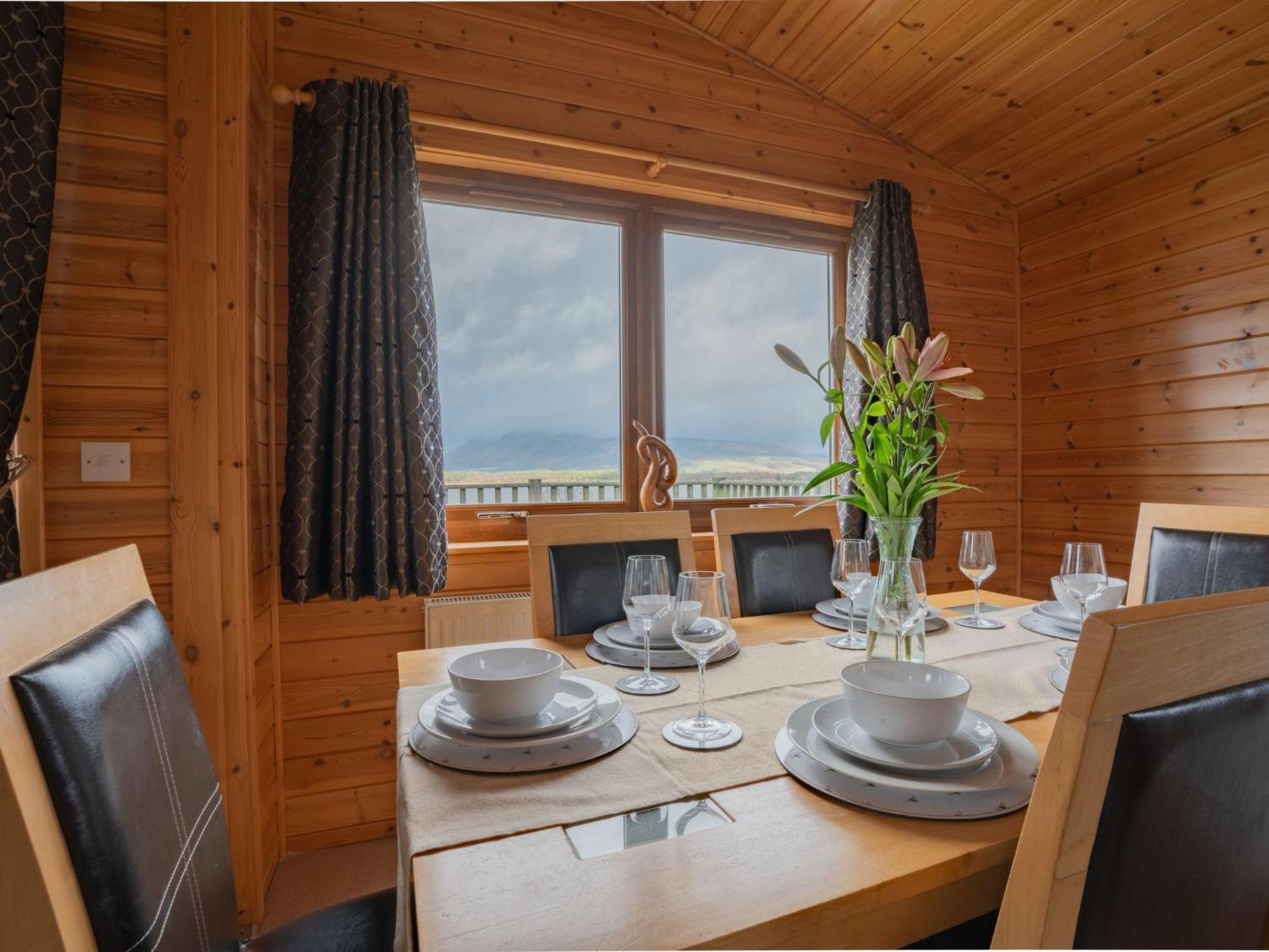 Chalet Loch Leven Lodge 10 By Interhome Kinross Exteriér fotografie