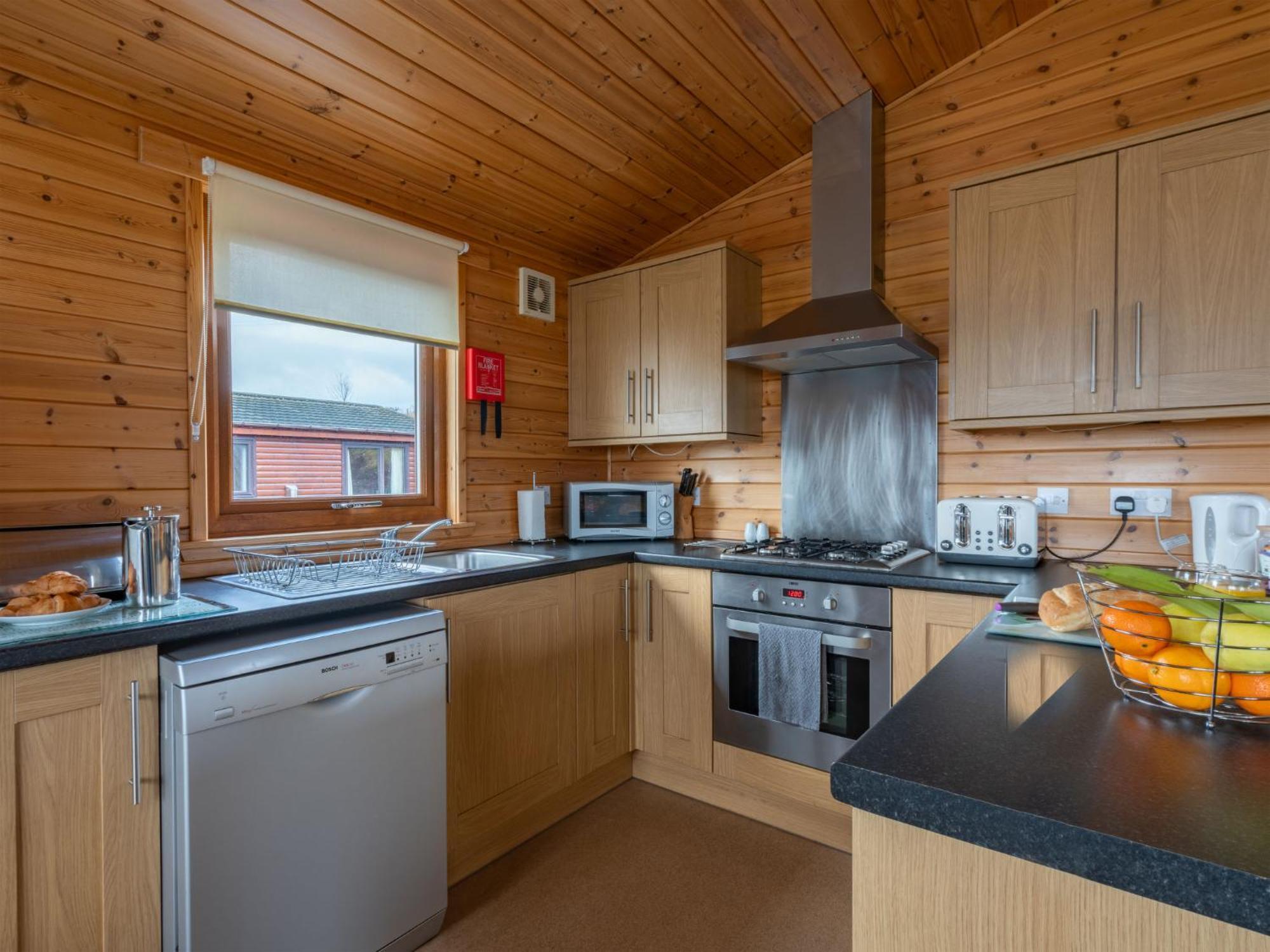 Chalet Loch Leven Lodge 10 By Interhome Kinross Exteriér fotografie